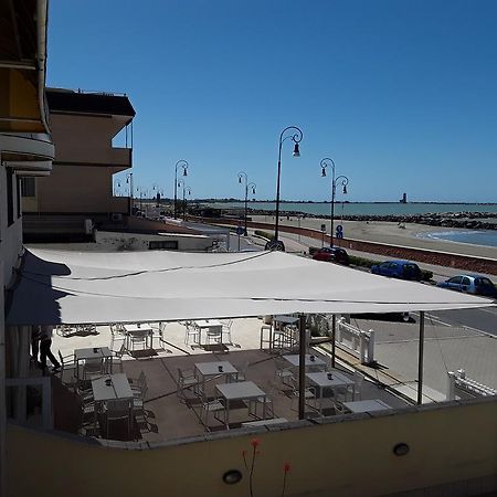 Rosa Dei Venti Otel Fiumicino Dış mekan fotoğraf
