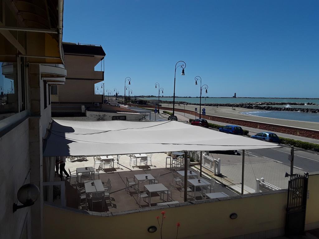 Rosa Dei Venti Otel Fiumicino Dış mekan fotoğraf